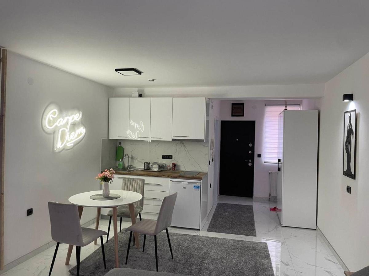 Apartman Afrodita Lux 1 Ni Buitenkant foto