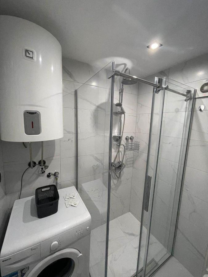Apartman Afrodita Lux 1 Ni Buitenkant foto